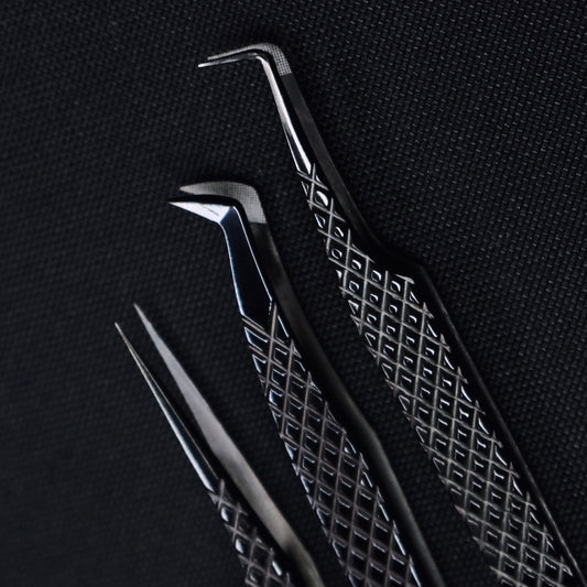 Noir Edition Fibre Tip Tweezers